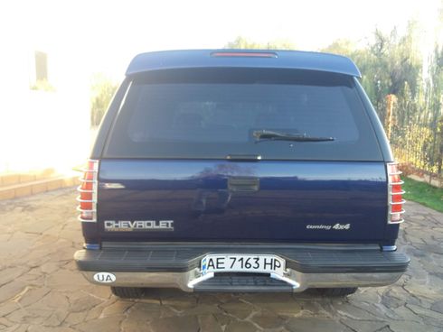 Chevrolet Tahoe 1997 синий - фото 18