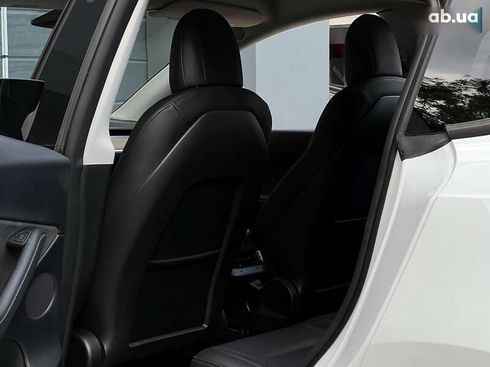 Tesla Model Y 2022 - фото 17