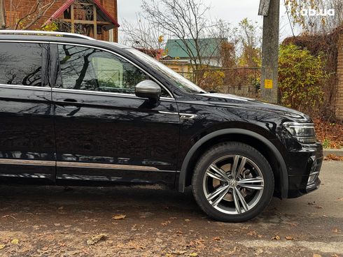 Volkswagen Tiguan Allspace 2020 черный - фото 4