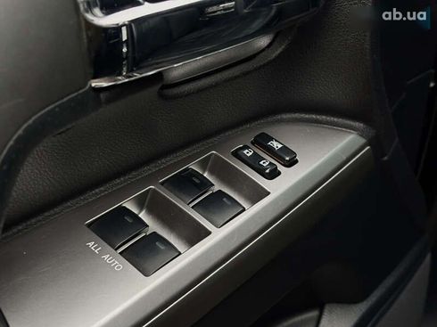 Toyota Land Cruiser 2013 - фото 15
