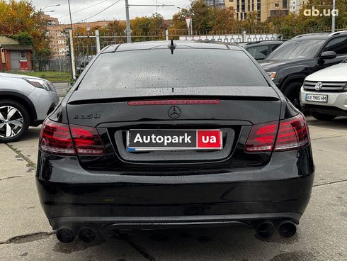 Mercedes-Benz E-Класс 2013 черный - фото 21