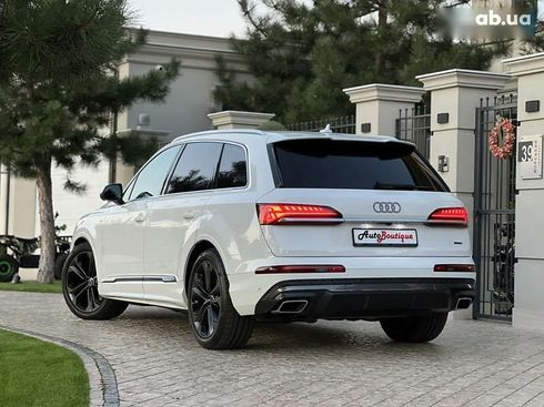 Audi Q7 2025 - фото 10