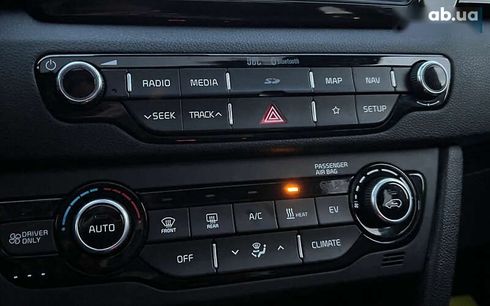 Kia Niro 2019 - фото 17