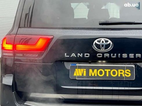 Toyota Land Cruiser 2021 - фото 21