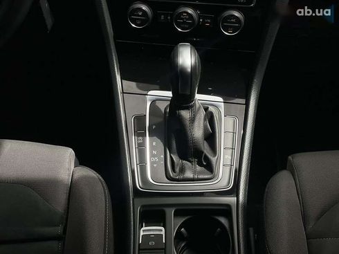 Volkswagen Golf 2020 - фото 12