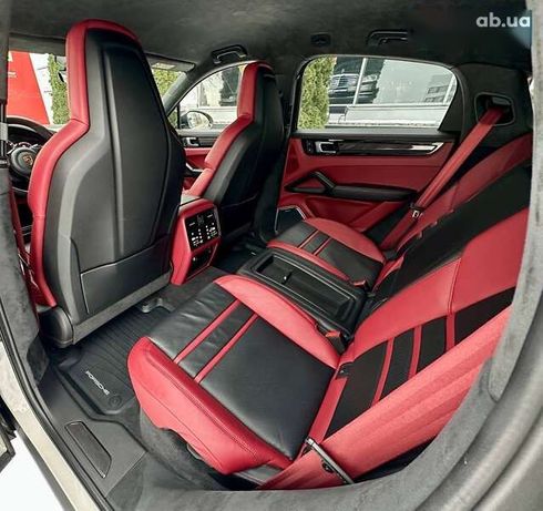 Porsche Cayenne Coupe 2021 - фото 27