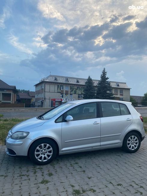 Volkswagen Golf 2005 серебристый - фото 6