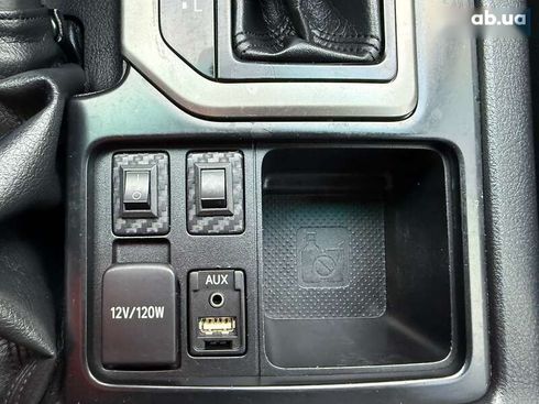 Toyota Land Cruiser Prado 2011 - фото 25