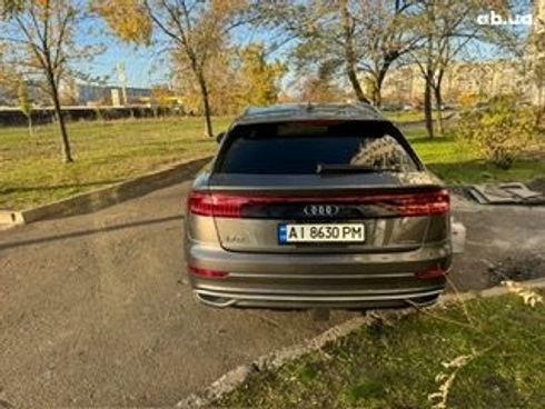 Audi Q8 2019 серый - фото 2