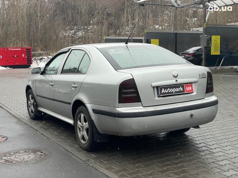 Skoda Octavia 2004 серый - фото 6