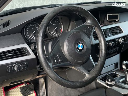 BMW 5 серия 2007 бежевый - фото 25