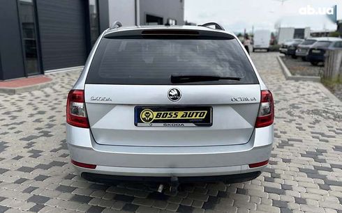Skoda Octavia 2017 - фото 6