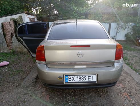 Opel Vectra 2003 серебристый - фото 20