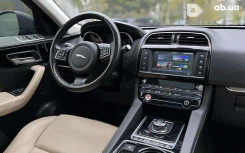 Jaguar F-Pace 2016 - фото 15