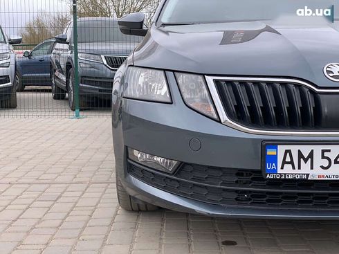Skoda Octavia 2019 - фото 9