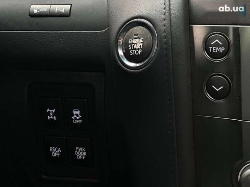 Lexus LX 2008 - фото 29