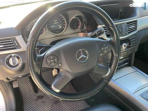 Mercedes-Benz E-Класс 2010 - фото 14