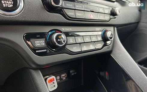 Kia Niro 2017 - фото 16