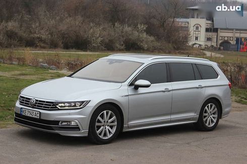 Volkswagen Passat 2015 - фото 2