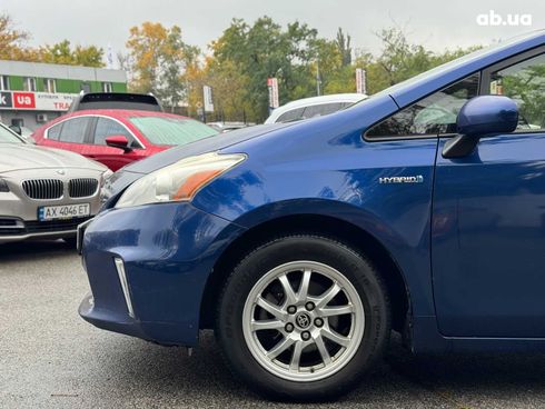 Toyota Prius V 2012 синий - фото 5