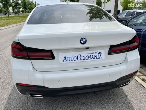 BMW 5 серия 2023 - фото 12