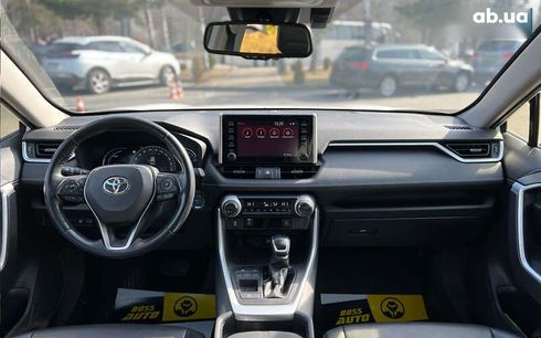 Toyota RAV4 2019 - фото 14