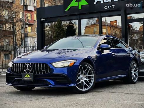 Mercedes-Benz AMG GT 4 2019 - фото 4