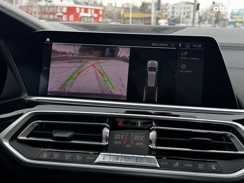 BMW X7 2019 серый - фото 30