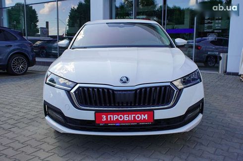 Skoda Octavia 2020 - фото 11