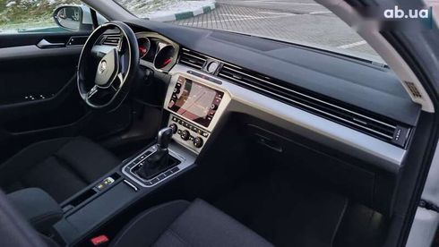 Volkswagen Passat 2019 - фото 23