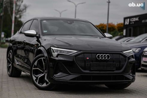 Audi E-Tron 2021 - фото 15