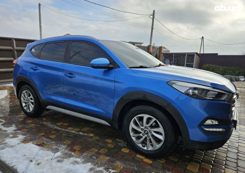 Hyundai Tucson 2017 голубой - фото 9