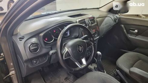 Renault Logan 2018 - фото 10