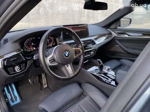 BMW 5 серия 2022 - фото 23