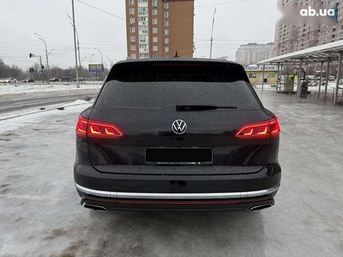 Volkswagen Touareg 2022 - фото 6