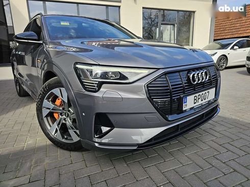 Audi E-Tron 2021 - фото 22