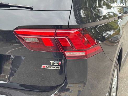 Volkswagen Tiguan 2017 черный - фото 10