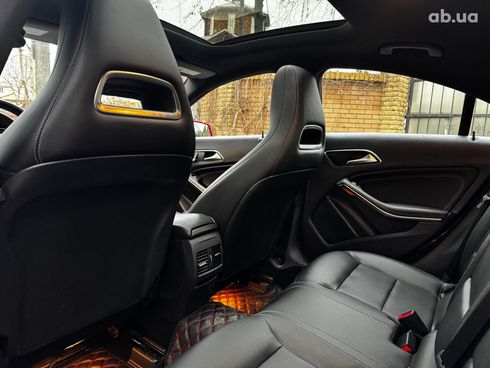 Mercedes-Benz CLA-Класс 2018 красный - фото 77