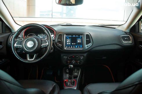 Jeep Compass 2017 - фото 15