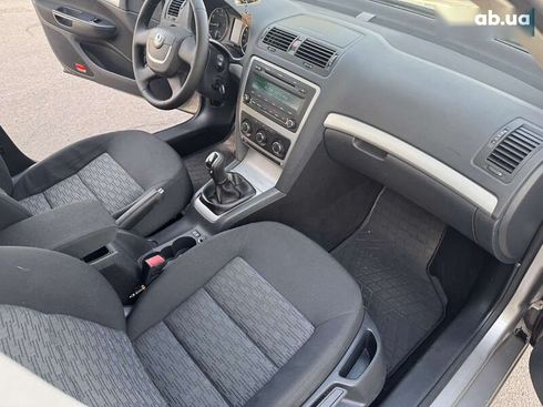 Skoda Octavia 2012 - фото 27
