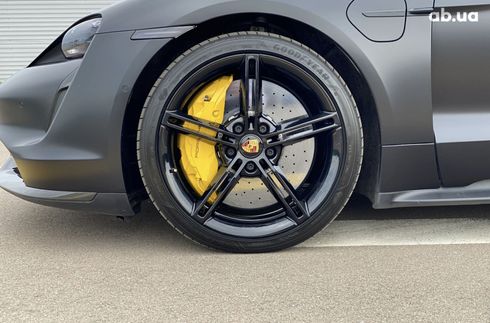 Porsche Taycan 2020 - фото 10