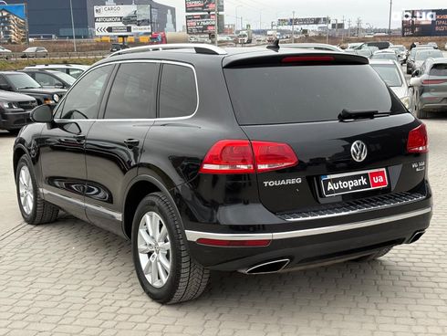 Volkswagen Touareg 2015 черный - фото 11