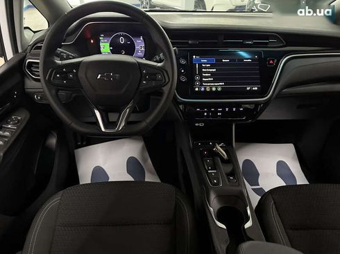 Chevrolet Bolt 2023 - фото 14