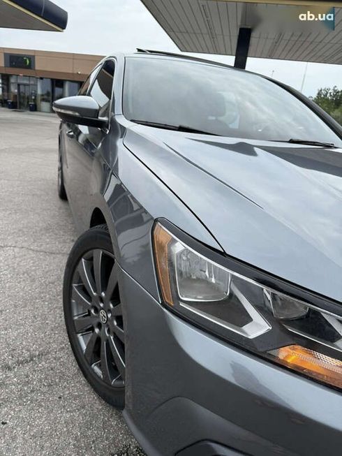 Volkswagen Passat 2017 - фото 14