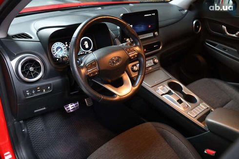 Hyundai Kona 2021 - фото 19