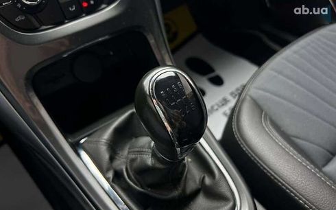 Opel Astra 2013 - фото 17