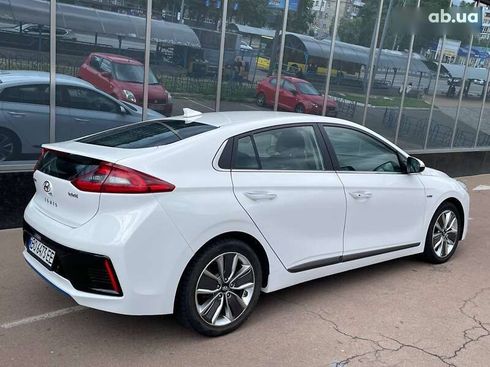 Hyundai Ioniq 2016 - фото 6