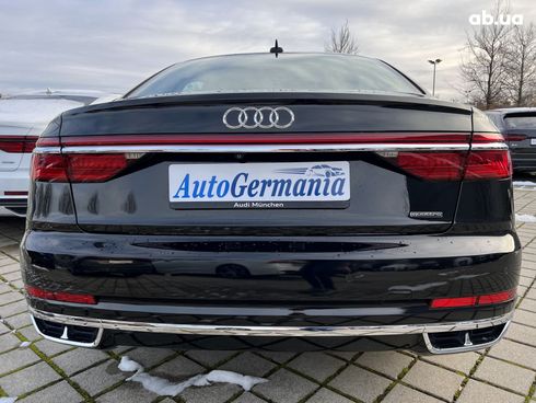 Audi A8 2018 - фото 6