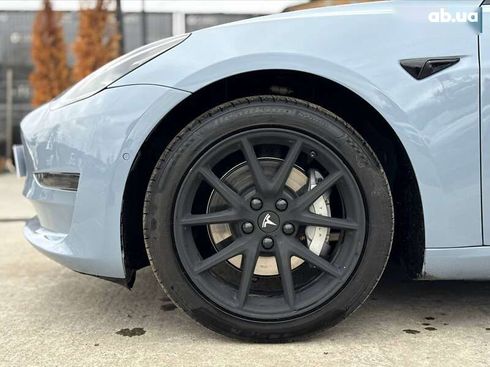 Tesla Model 3 2021 - фото 9