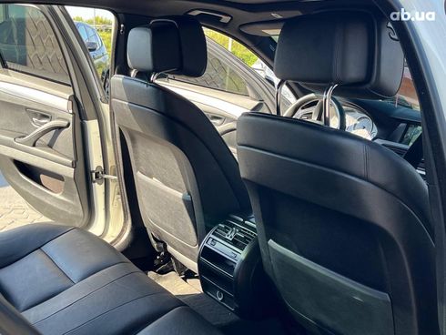 BMW 5 серия 2013 белый - фото 24